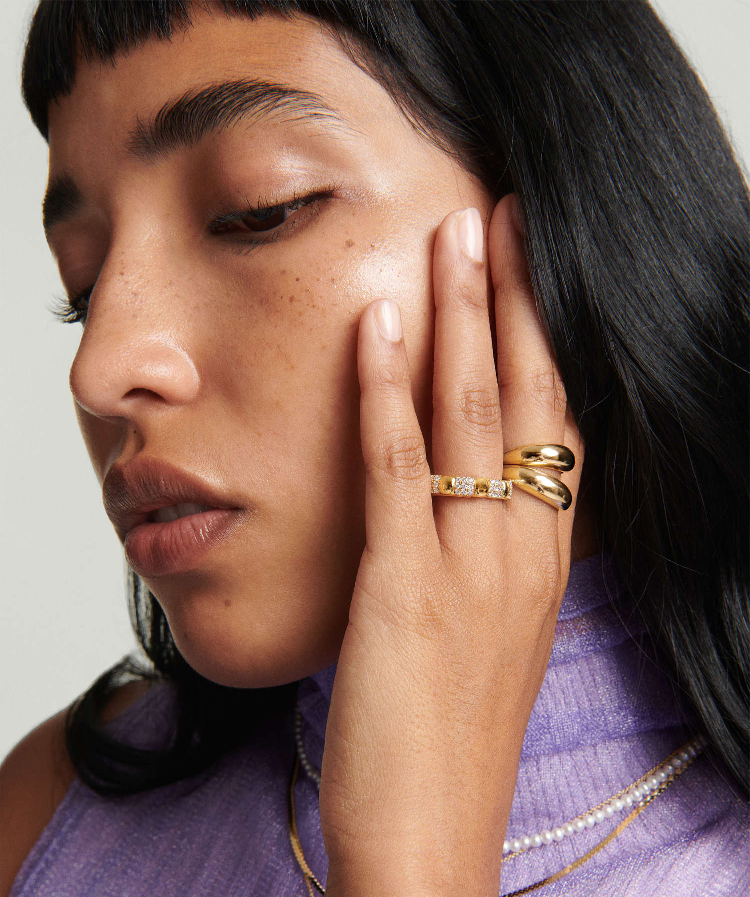 1-24-085-Evergreen_On-Figure_Imagery-BoldFeminine-RING-STACK-044.jpg
